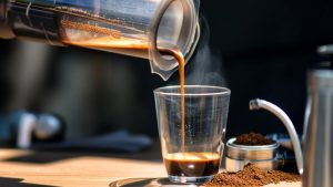 making espresso with aeropress